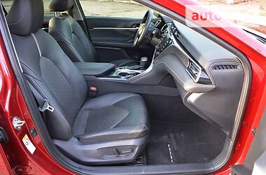 Седан Toyota Camry 2017 в 