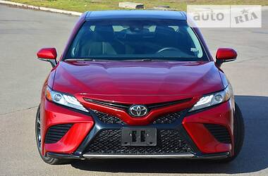 Седан Toyota Camry 2017 в 