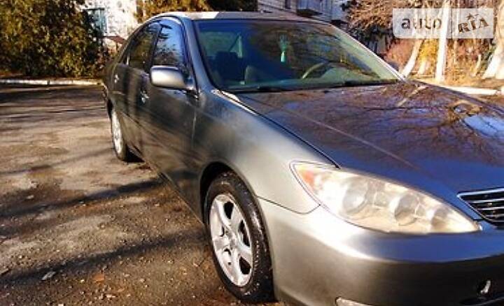 Седан Toyota Camry 2005 в Ізмаїлі