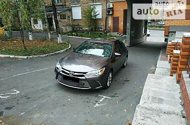 Седан Toyota Camry 2015 в 