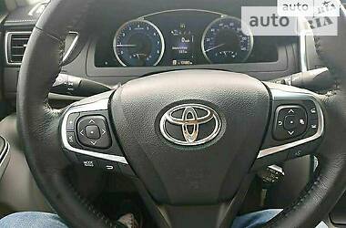 Седан Toyota Camry 2015 в 