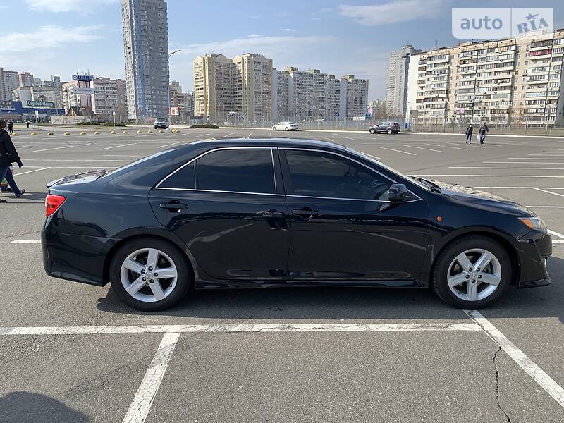 Седан Toyota Camry 2012 в Киеве фото 7 Седан Toyota Camry 2012 в Киеве