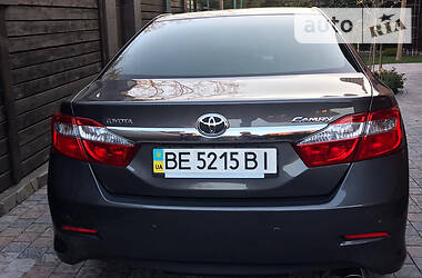 Седан Toyota Camry 2011 в 