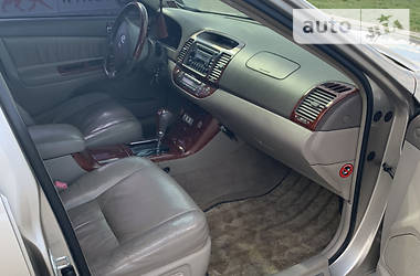 Седан Toyota Camry 2005 в 