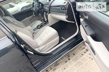 Седан Toyota Camry 2013 в 