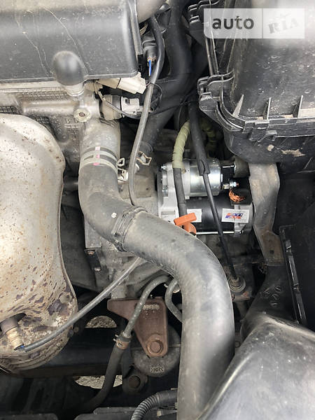 Седан Toyota Camry 2004 в Києві