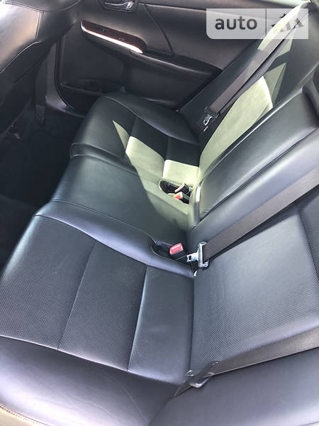 Седан Toyota Camry 2011 в Ірпені