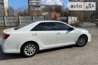 Седан Toyota Camry 2011 в 