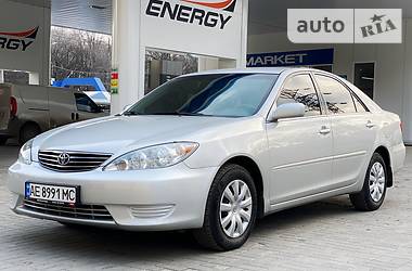 Седан Toyota Camry 2006 в 