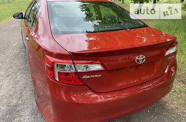Седан Toyota Camry 2012 в 
