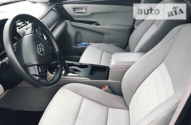 Седан Toyota Camry 2015 в 