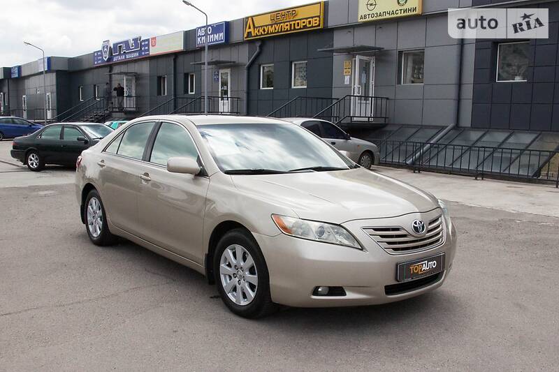 Седан Toyota Camry 2006 в Запоріжжі