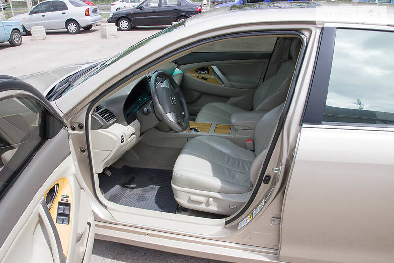Седан Toyota Camry 2006 в Запоріжжі