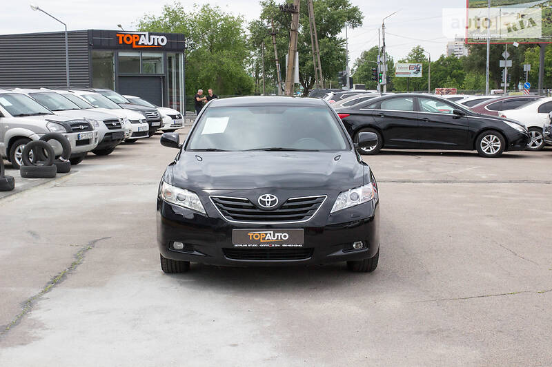 Седан Toyota Camry 2008 в Запоріжжі