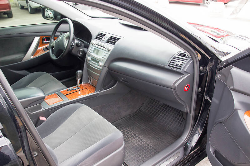 Седан Toyota Camry 2008 в Запоріжжі