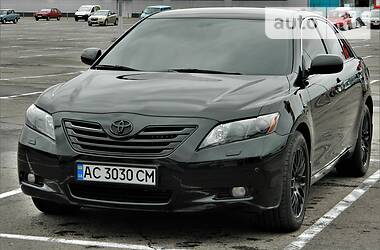 Седан Toyota Camry 2008 в Ровно