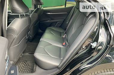 Седан Toyota Camry 2017 в 
