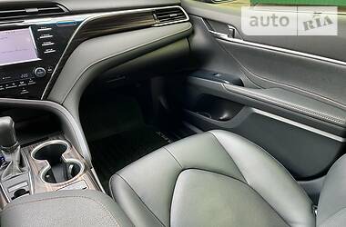 Седан Toyota Camry 2017 в 