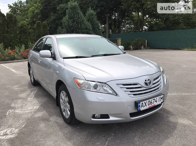 Седан Toyota Camry 2008 в Харкові