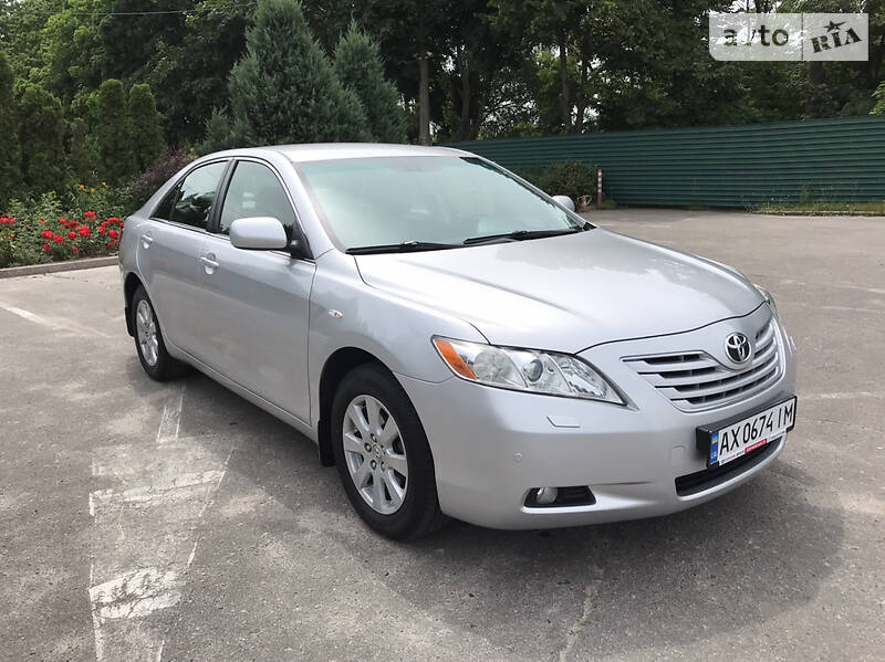 Седан Toyota Camry 2008 в Харкові