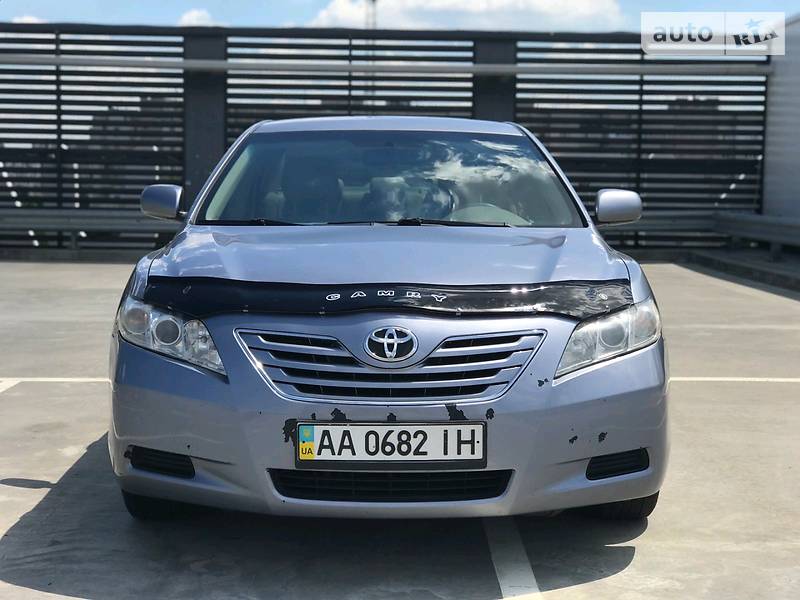 Седан Toyota Camry 2008 в Києві