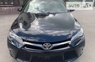 Седан Toyota Camry 2015 в Тернополе