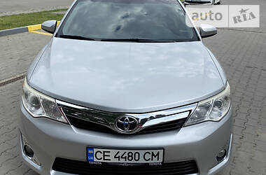 Седан Toyota Camry 2012 в Черновцах