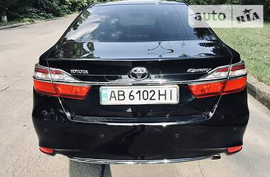 Седан Toyota Camry 2017 в 