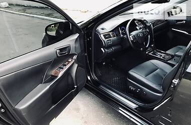 Седан Toyota Camry 2017 в 