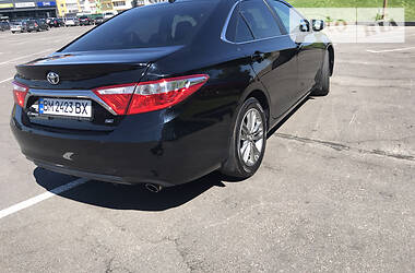 Седан Toyota Camry 2015 в Киеве