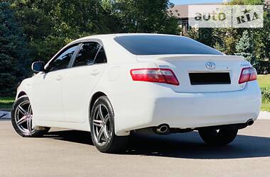 Седан Toyota Camry 2009 в 