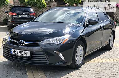 Седан Toyota Camry 2015 в 