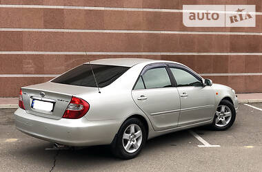 Седан Toyota Camry 2005 в 