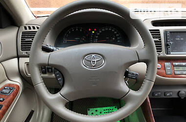 Седан Toyota Camry 2005 в 