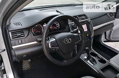 Седан Toyota Camry 2017 в Днепре