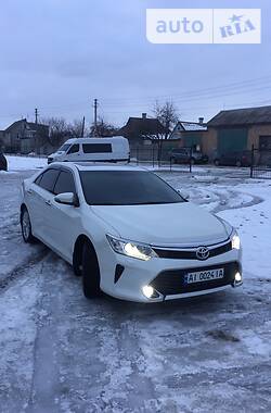 Седан Toyota Camry 2014 в 
