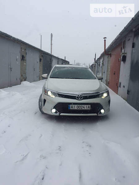 Седан Toyota Camry 2014 в 