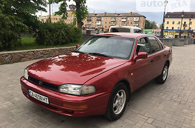 Седан Toyota Camry 1992 в Умани