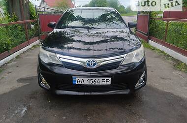 Седан Toyota Camry 2012 в Луцке