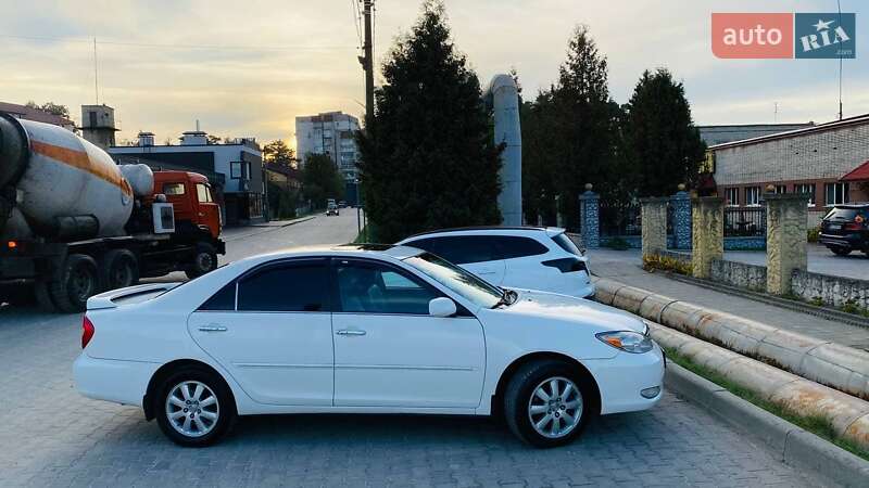 Седан Toyota Camry 2004 в Львове фото 2 Седан Toyota Camry 2004 в Львове