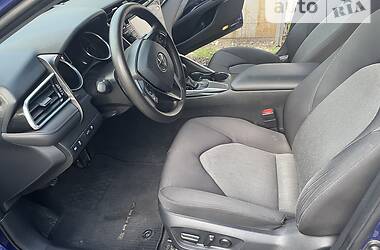 Седан Toyota Camry 2018 в Харькове