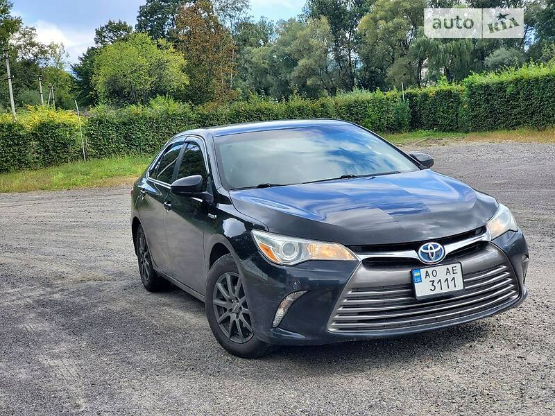 Toyota Camry 2015