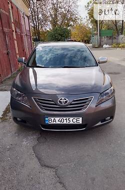 Седан Toyota Camry 2008 в Знаменке