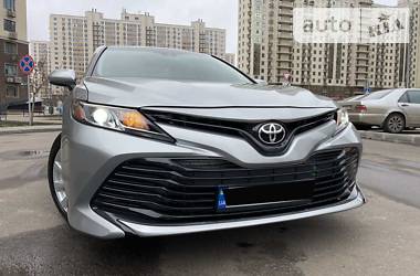 Седан Toyota Camry 2018 в 