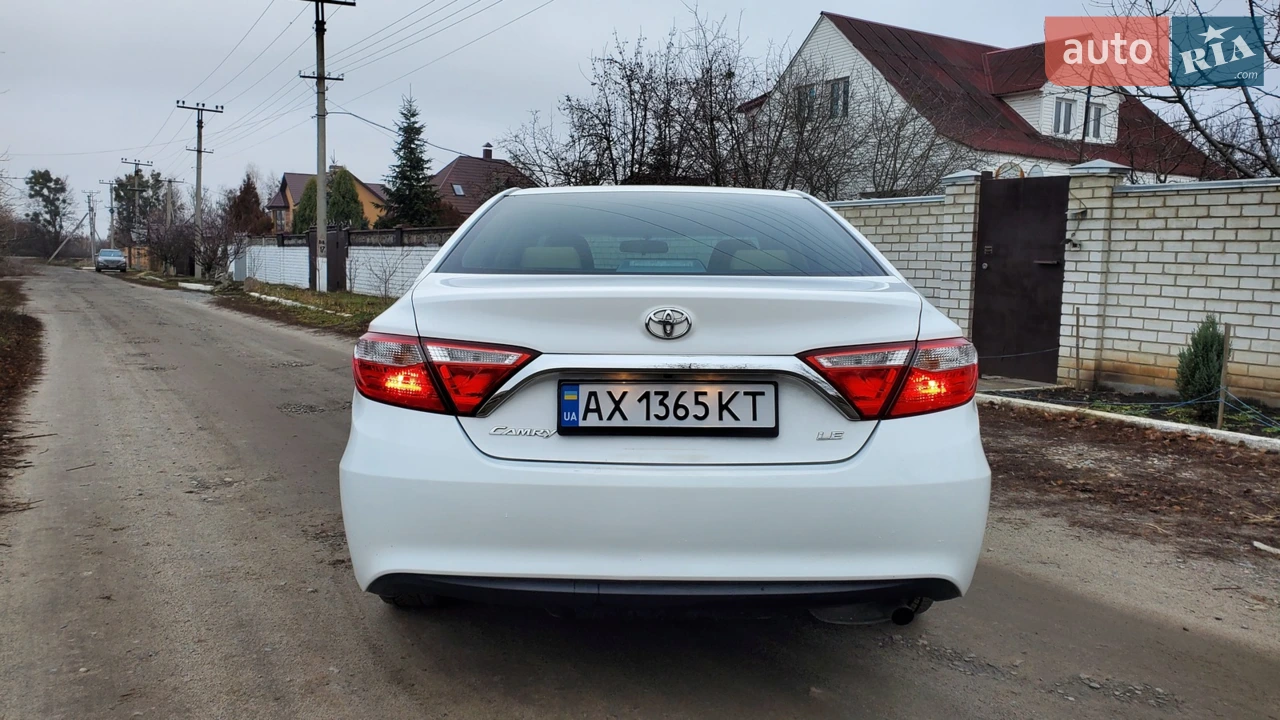 2015 Toyota Camry - мініатюра 12