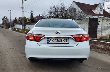 Седан Toyota Camry 2015 в Умані