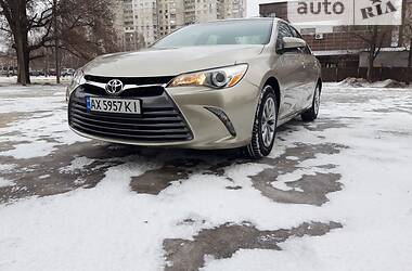Седан Toyota Camry 2014 в Харькове