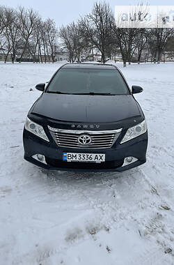 Седан Toyota Camry 2011 в Сумах