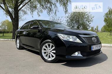 Седан Toyota Camry 2012 в 