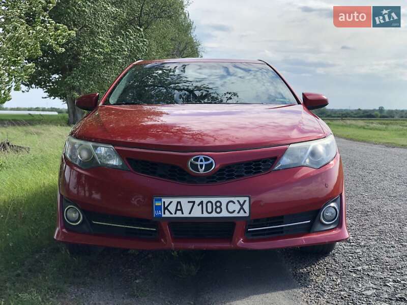 Toyota Camry 2013